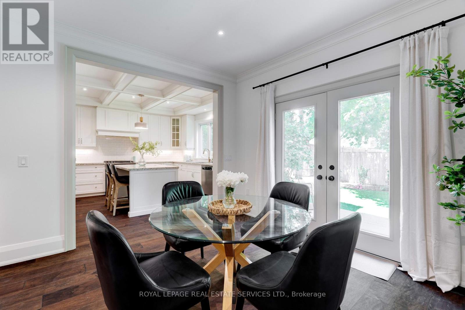 437 Inglehart Street N, Oakville, Ontario  L6J 3J5 - Photo 12 - W12236368