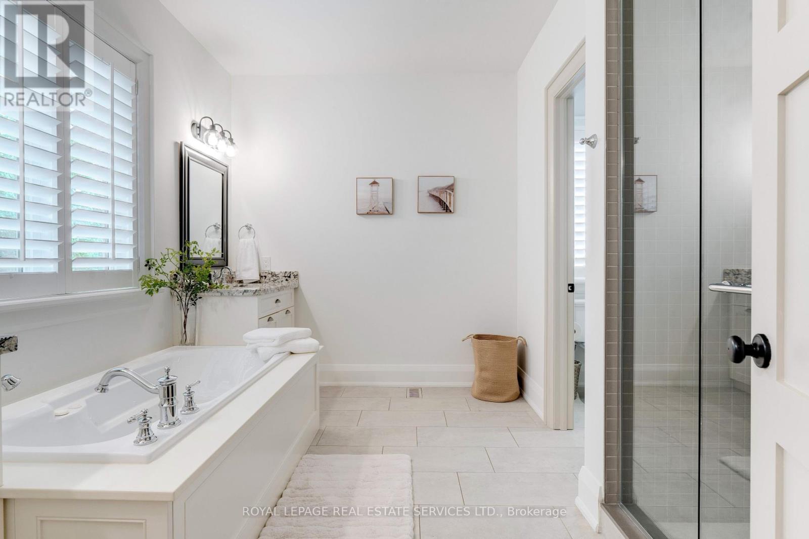 437 Inglehart Street N, Oakville, Ontario  L6J 3J5 - Photo 29 - W12236368