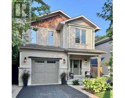 437 Inglehart Street N, Oakville (Oo Old Oakville), Ca