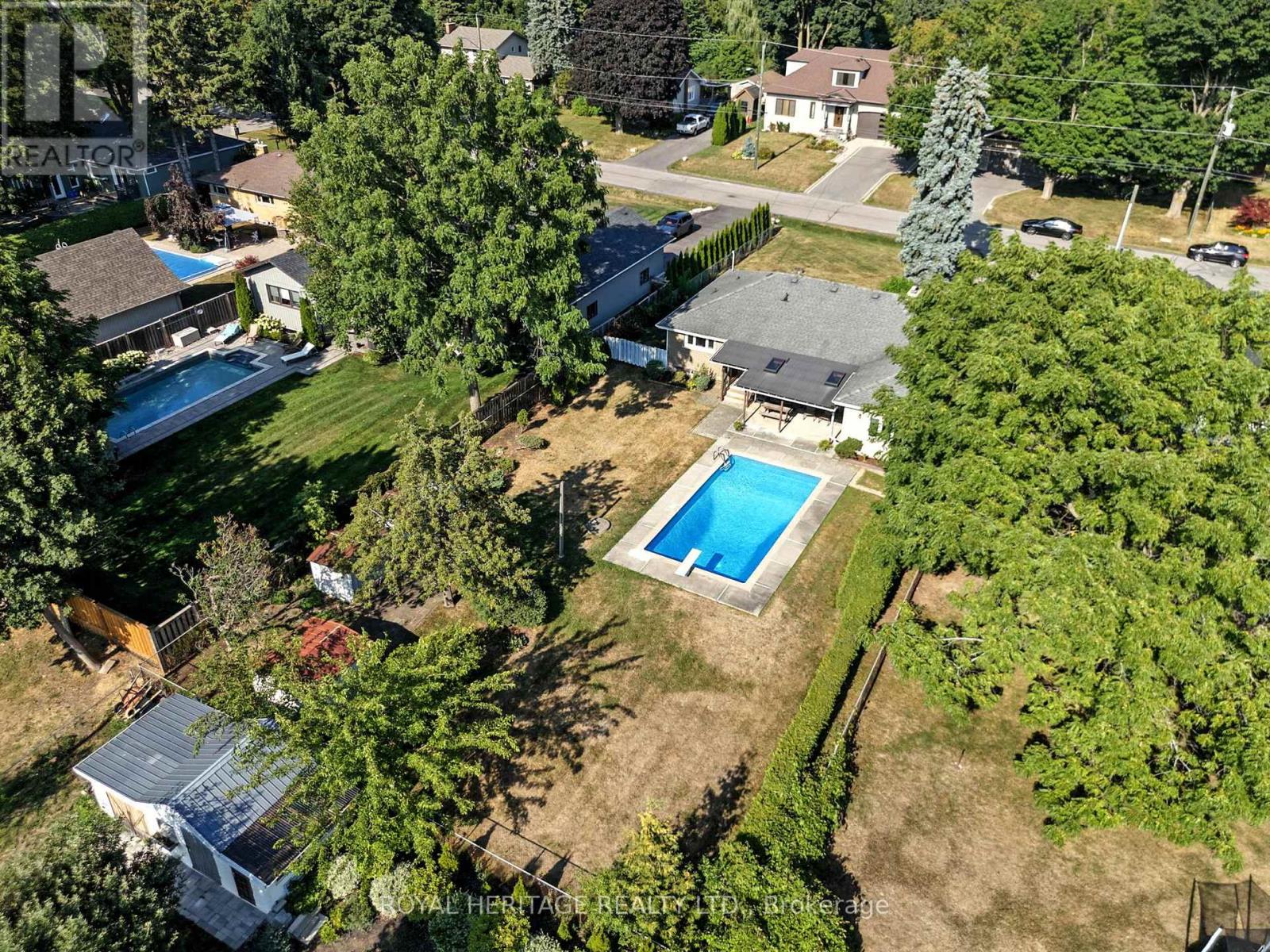 186 Meadow Road N, Whitby (Blue Grass Meadows), Ontario  L1N 3J7 - Photo 41 - E12349829
