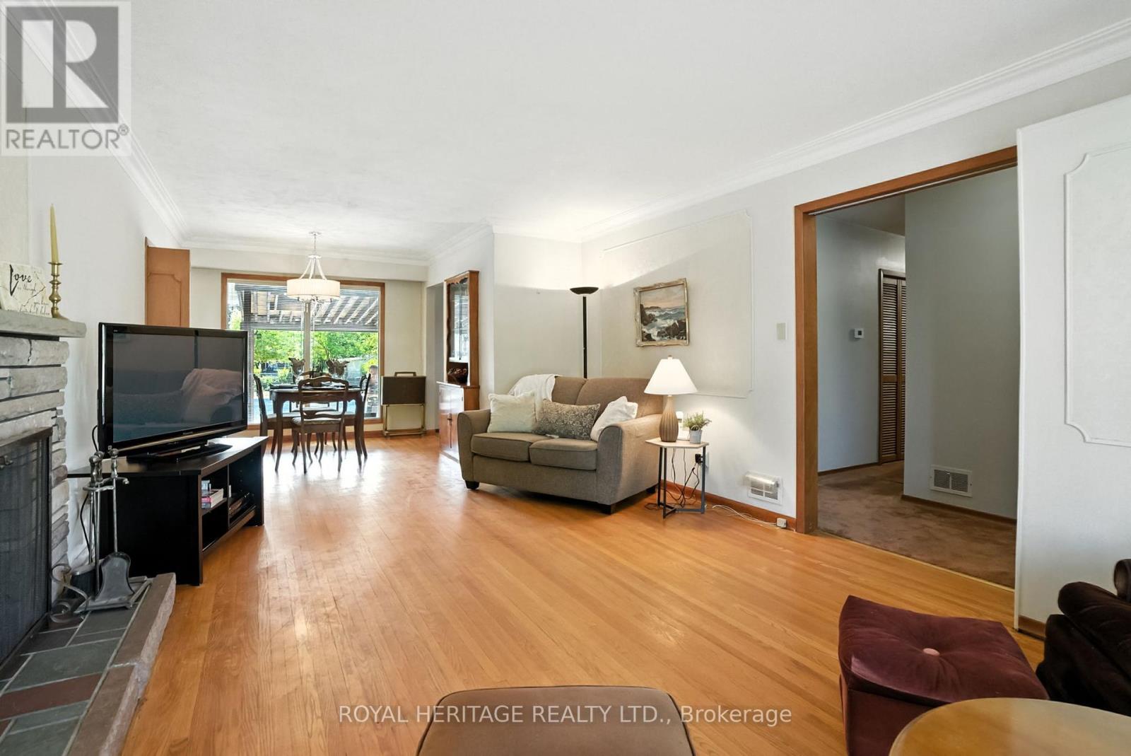 186 Meadow Road N, Whitby (Blue Grass Meadows), Ontario  L1N 3J7 - Photo 9 - E12349829