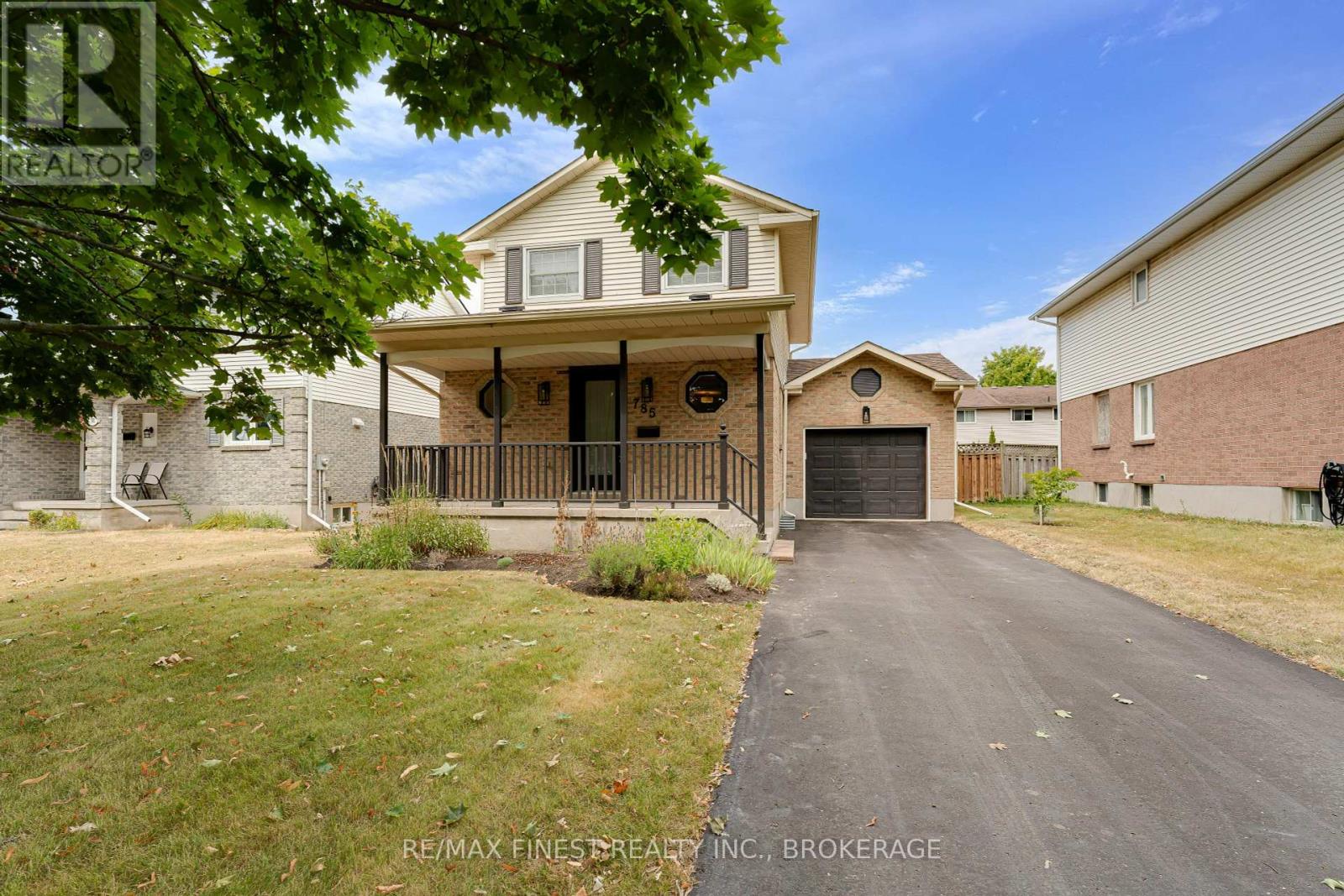 785 DAVIS DRIVE, Kingston, Ontario