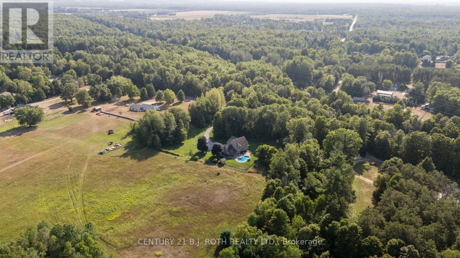 256 Denney Drive, Essa, Ontario  L0M 1B1 - Photo 42 - N12349815