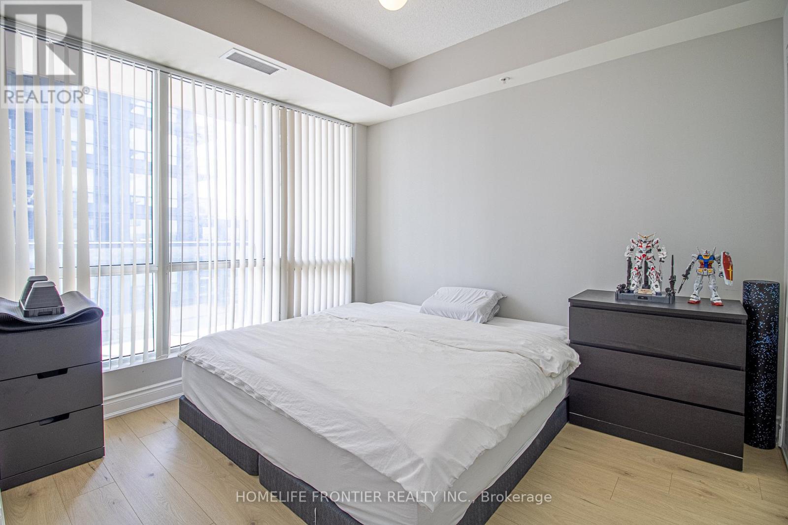 609b - 9090 Yonge Street, Richmond Hill (South Richvale), Ontario  L4C 0Z1 - Photo 10 - N12349821