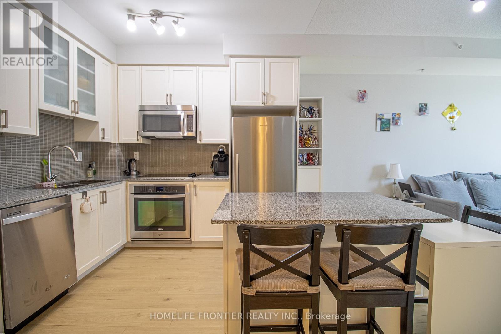 609b - 9090 Yonge Street, Richmond Hill (South Richvale), Ontario  L4C 0Z1 - Photo 12 - N12349821