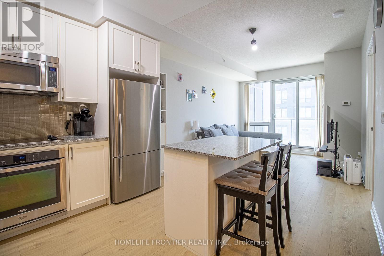 609b - 9090 Yonge Street, Richmond Hill (South Richvale), Ontario  L4C 0Z1 - Photo 9 - N12349821