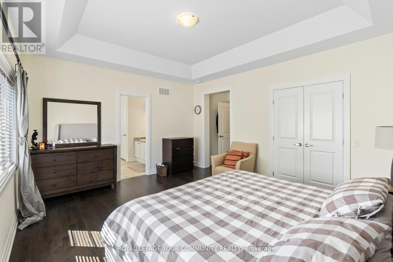 8 Duncombe Lane, Richmond Hill, Ontario L4C 1C2 - Photo 30 - N12349844