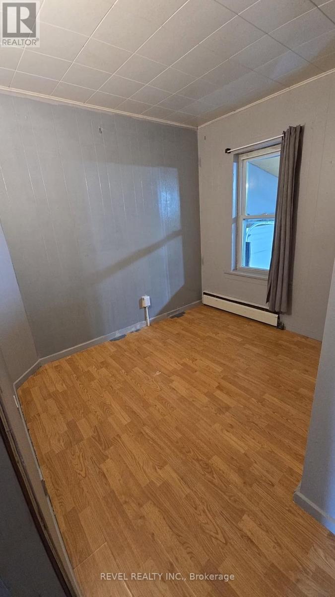 39 Fourth Street W, Cochrane, Ontario  P0L 1C0 - Photo 11 - T12349931