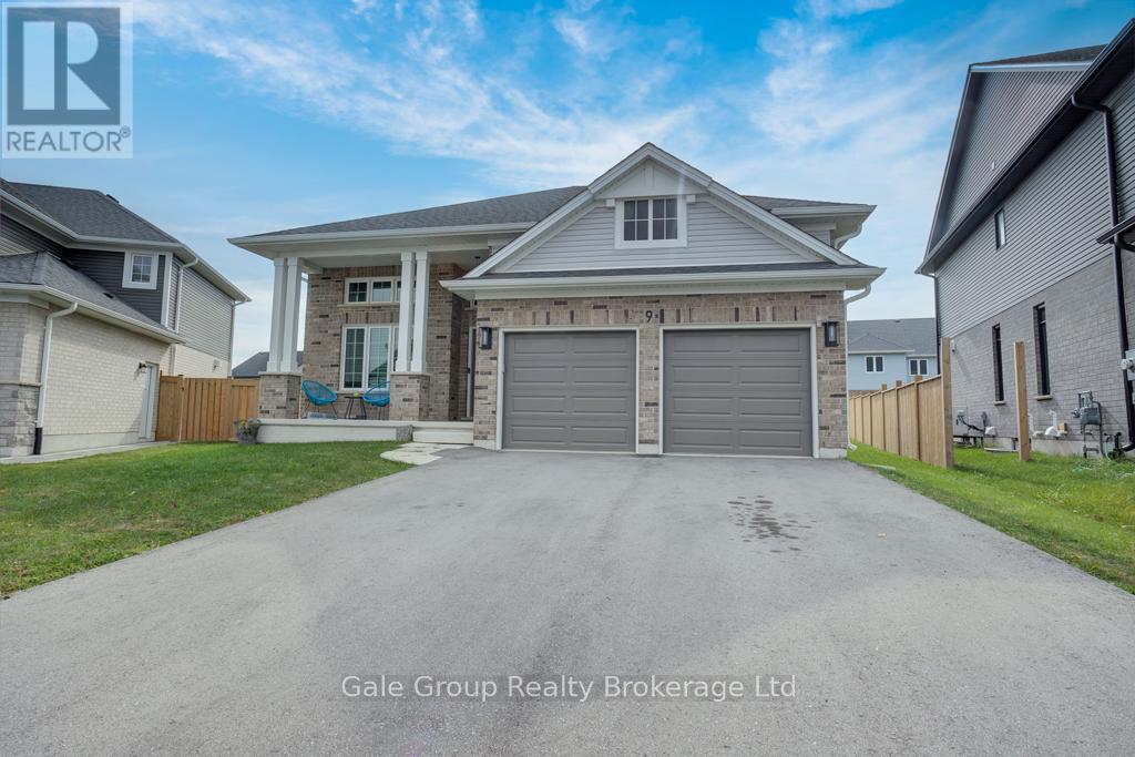 9 CLOVER CIRCLE, St. Thomas, Ontario