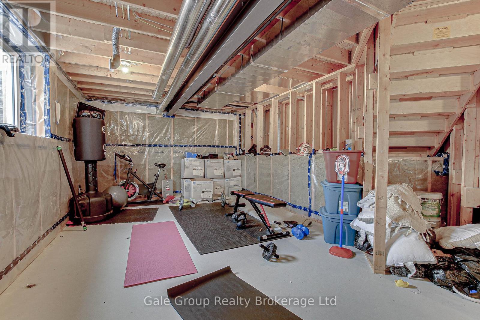 9 Clover Circle, St. Thomas, Ontario  N5R 0J3 - Photo 33 - X12349913
