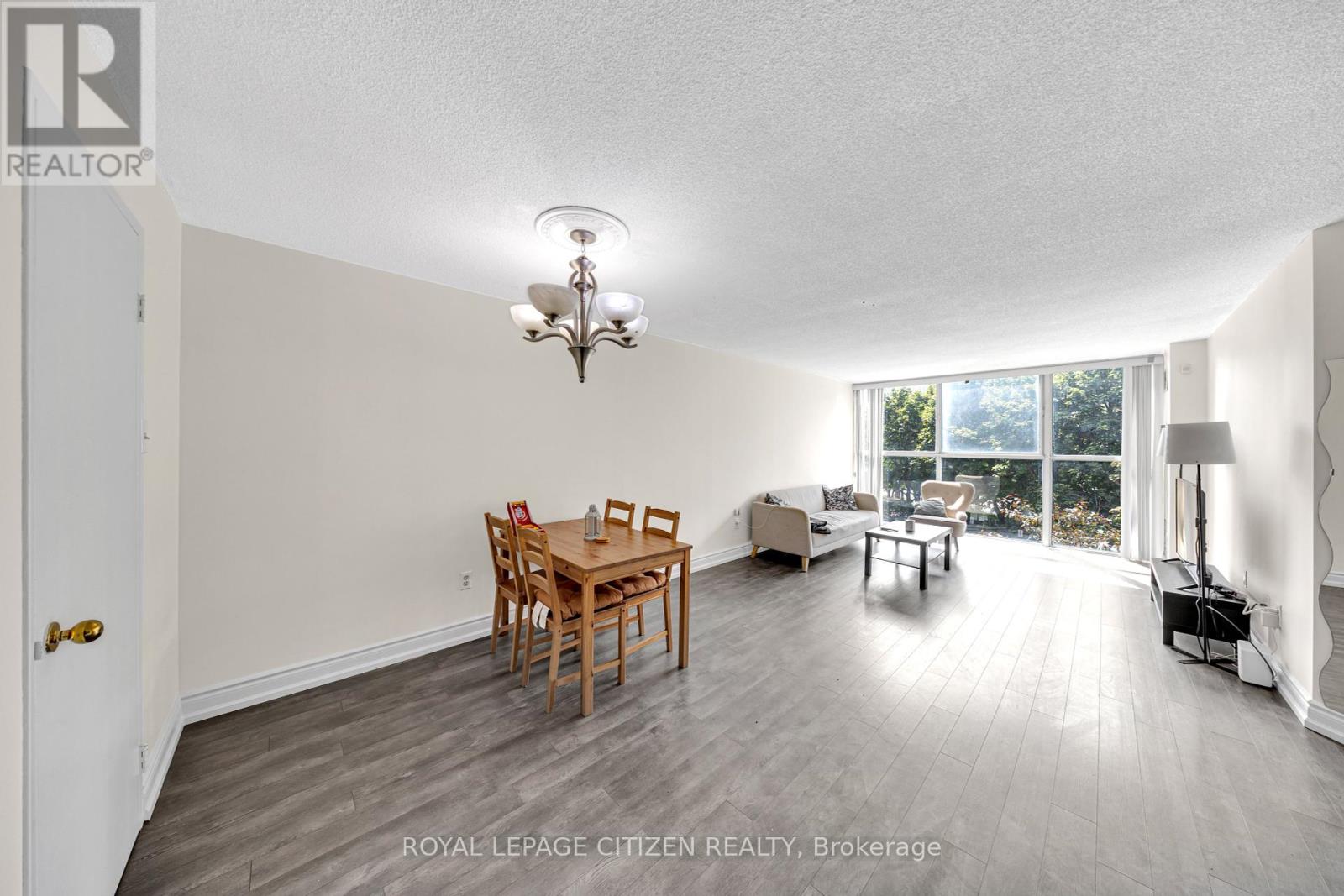 301 - 4205 Shipp Drive, Mississauga, Ontario  L4Z 2Y9 - Photo 2 - W12349862