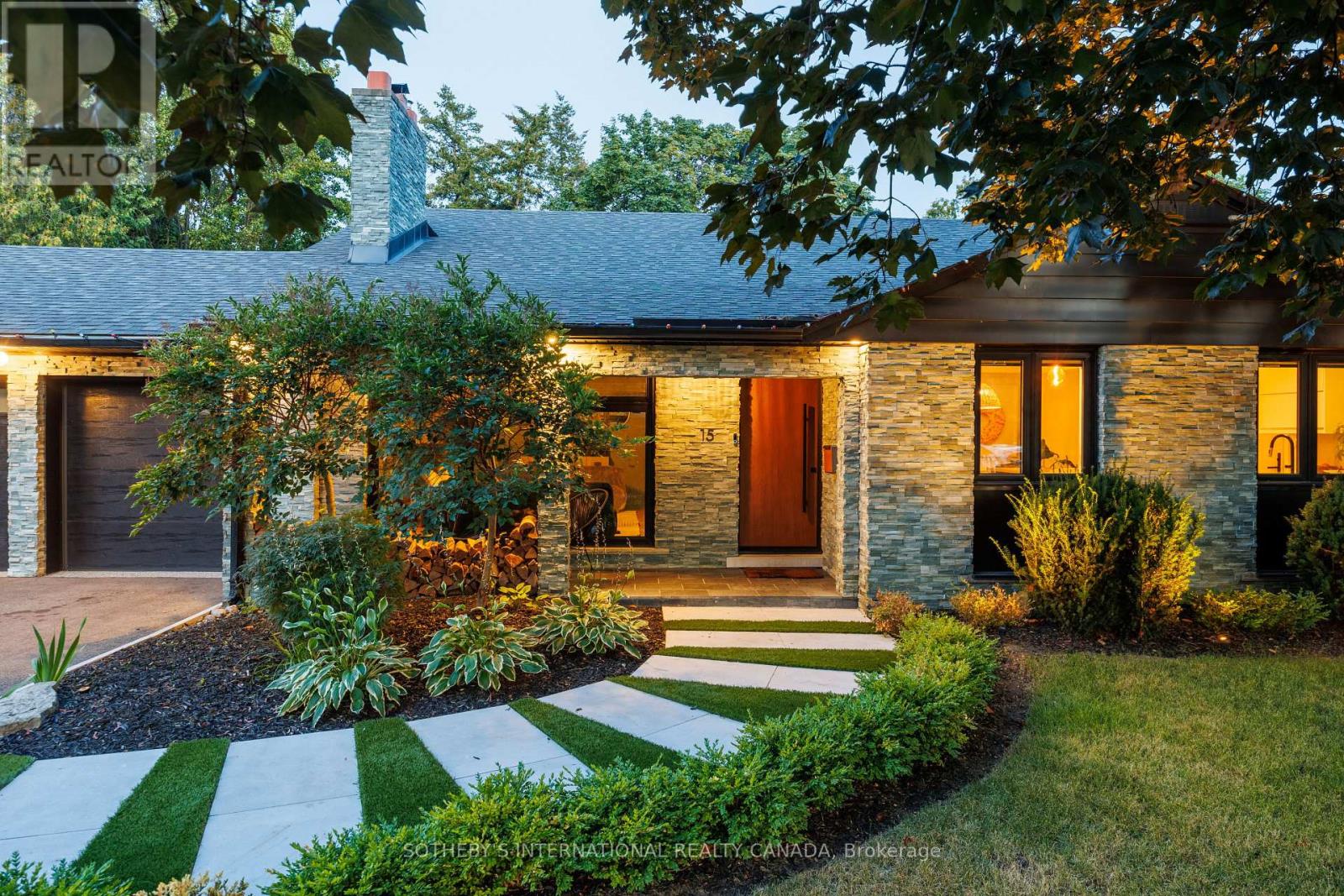 Property at 15 RAVENSBOURNE CRESCENT image 1