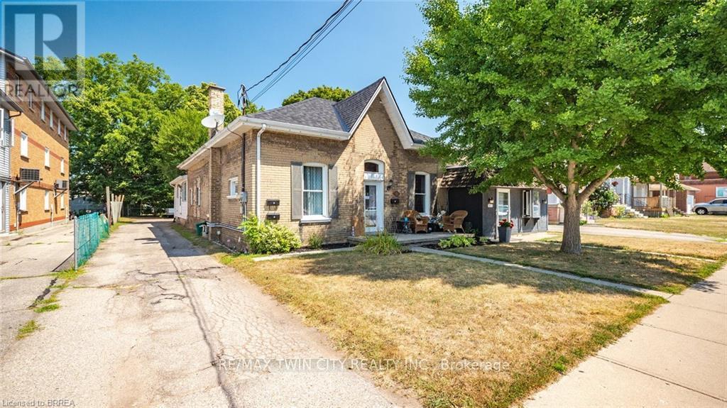 41 St George Street, Brantford, Ontario  N3R 1V2 - Photo 2 - X12349841