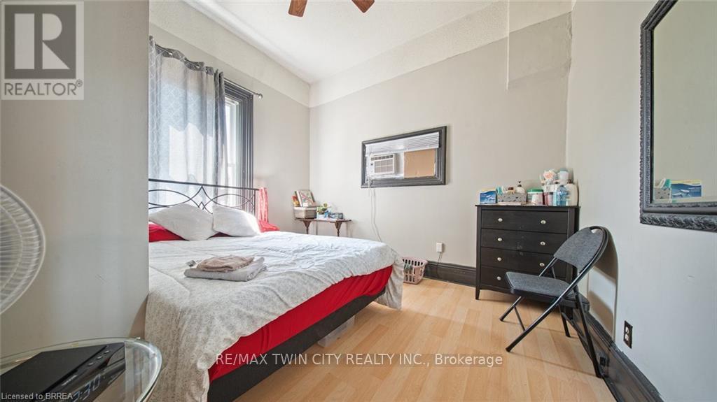 41 St George Street, Brantford, Ontario  N3R 1V2 - Photo 7 - X12349841