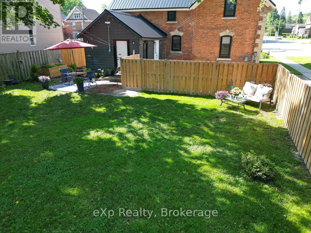 594 10th A Street W, Owen Sound, Ontario  N4K 3R6 - Photo 27 - X12349917