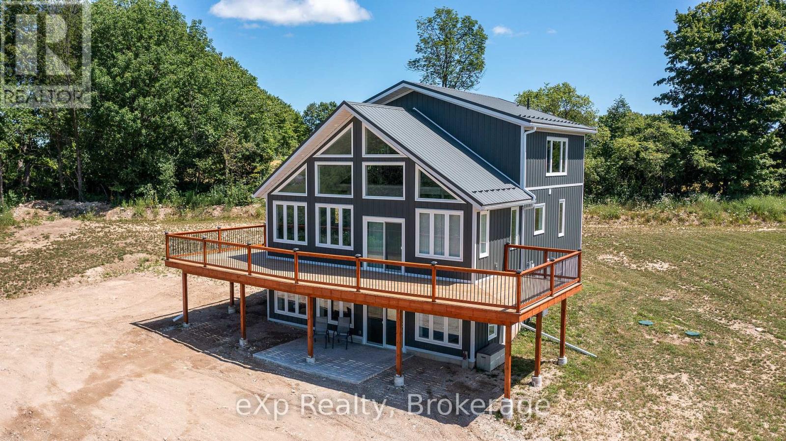315225 Hwy 6, Chatsworth, Ontario  N0H 2V0 - Photo 2 - X12349935