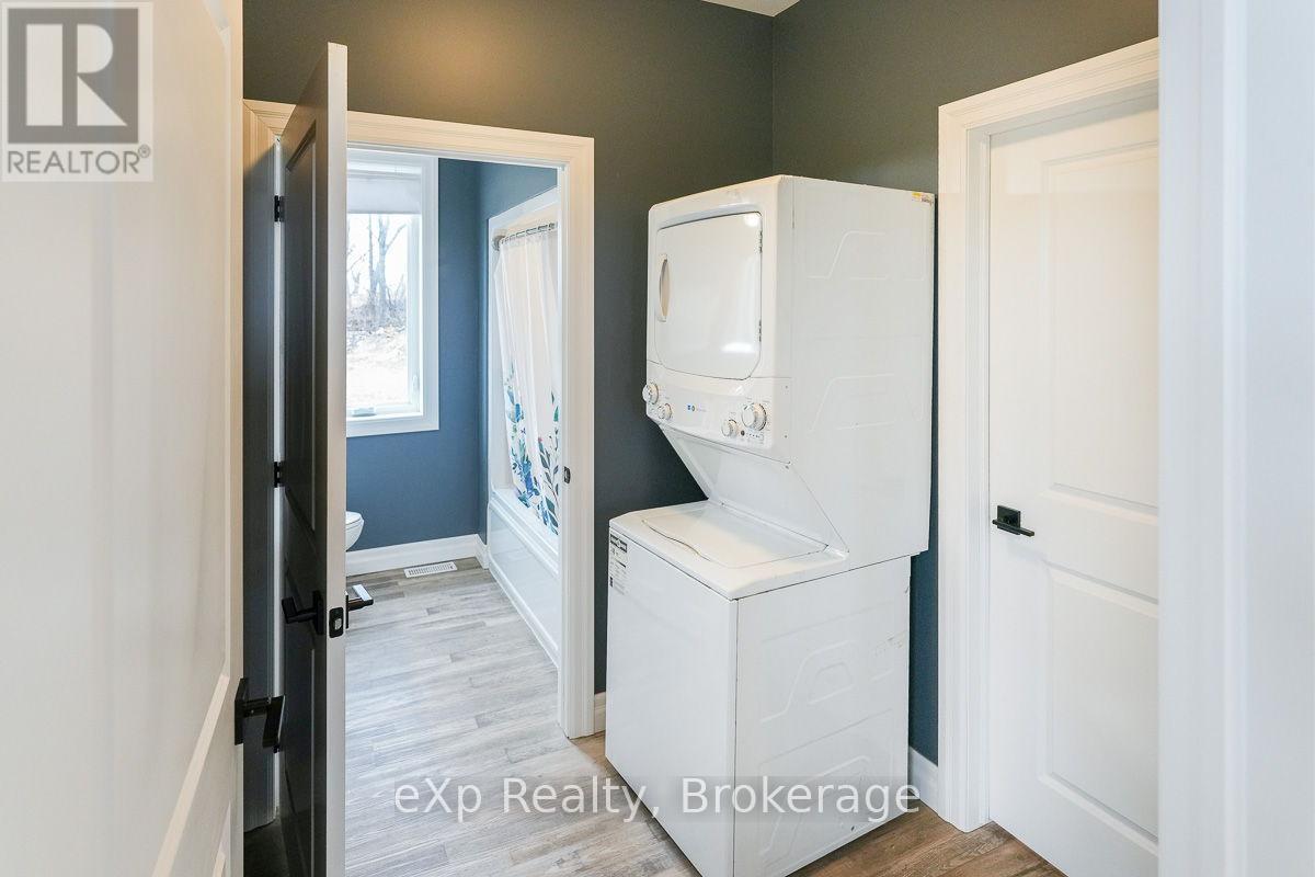 315225 Hwy 6, Chatsworth, Ontario  N0H 2V0 - Photo 24 - X12349935