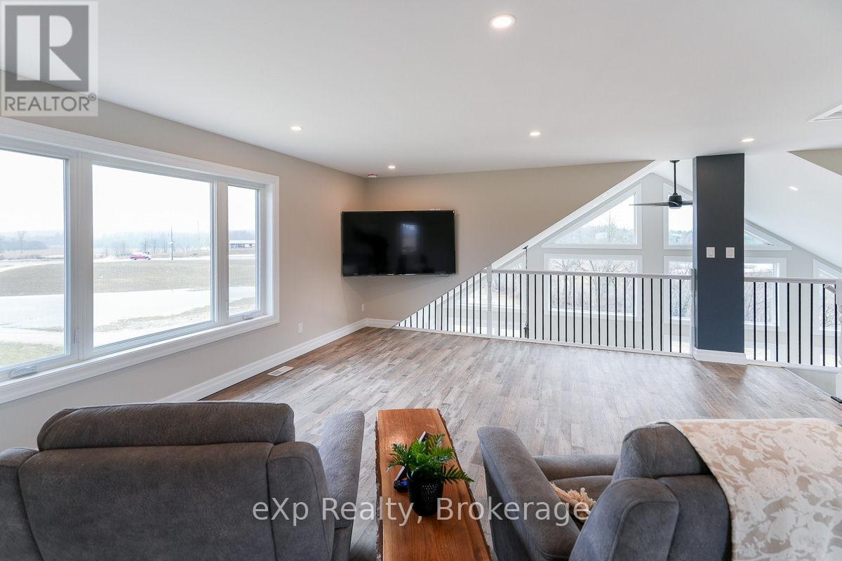 315225 Hwy 6, Chatsworth, Ontario  N0H 2V0 - Photo 27 - X12349935