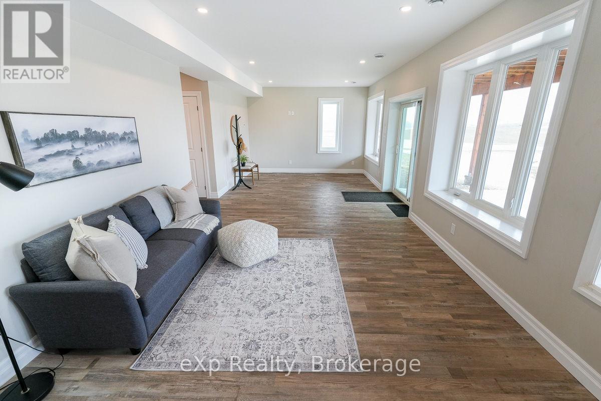 315225 Hwy 6, Chatsworth, Ontario  N0H 2V0 - Photo 36 - X12349935