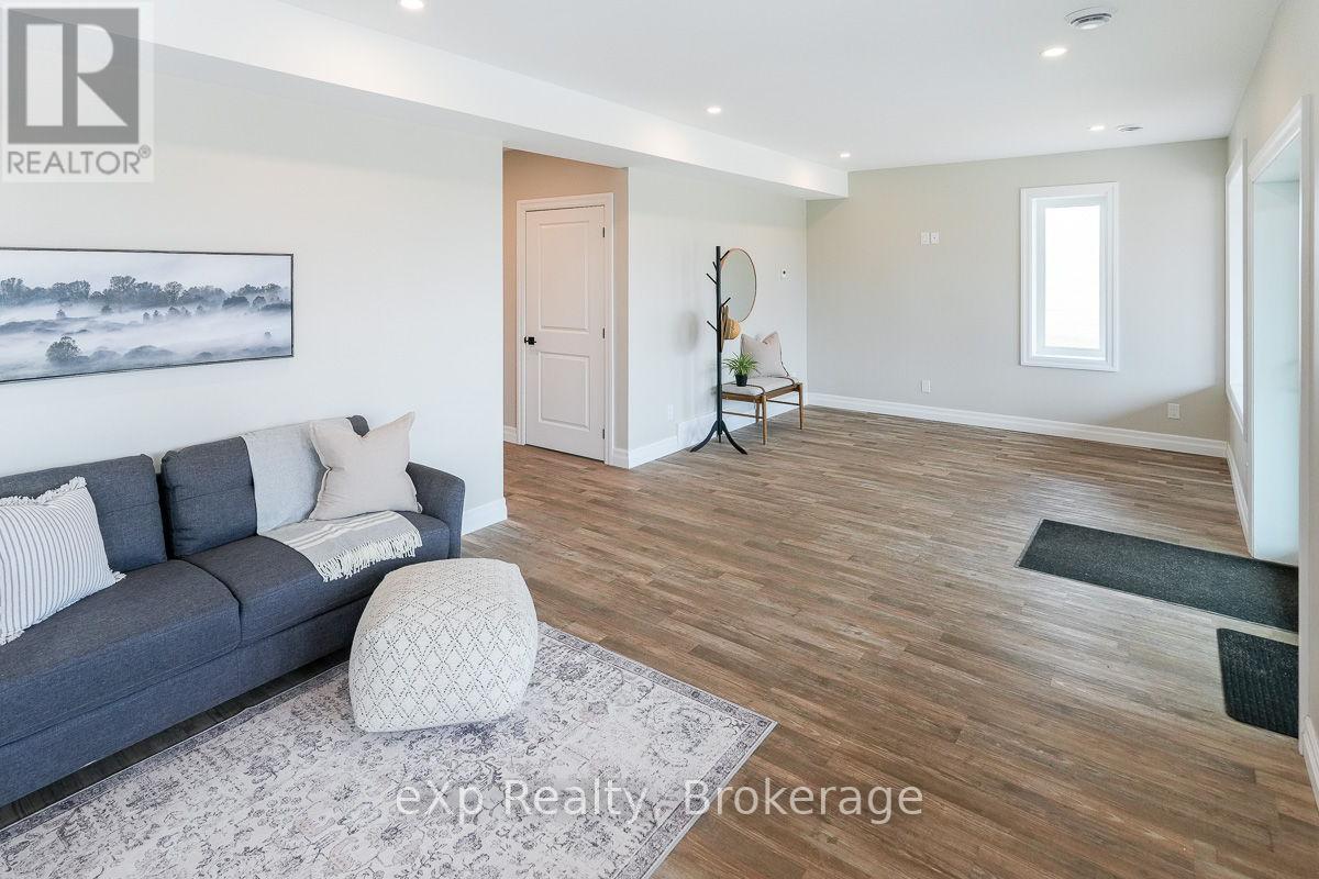 315225 Hwy 6, Chatsworth, Ontario  N0H 2V0 - Photo 37 - X12349935