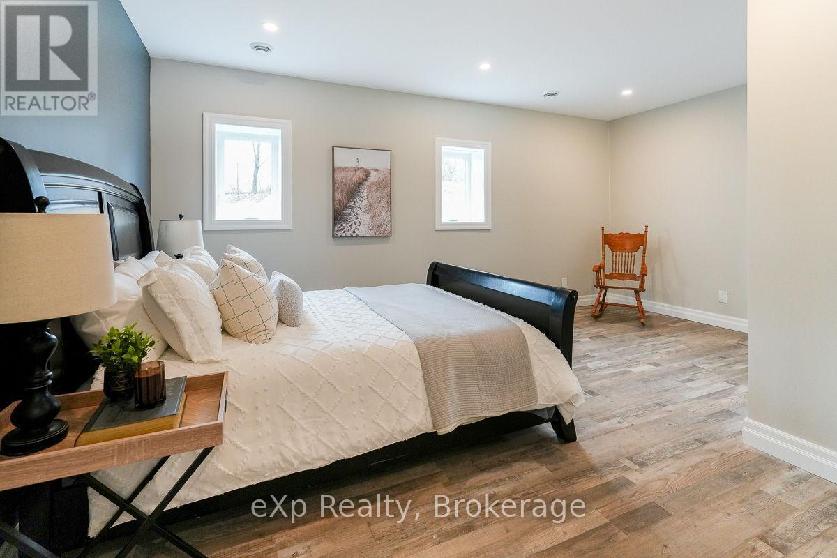315225 Hwy 6, Chatsworth, Ontario  N0H 2V0 - Photo 40 - X12349935