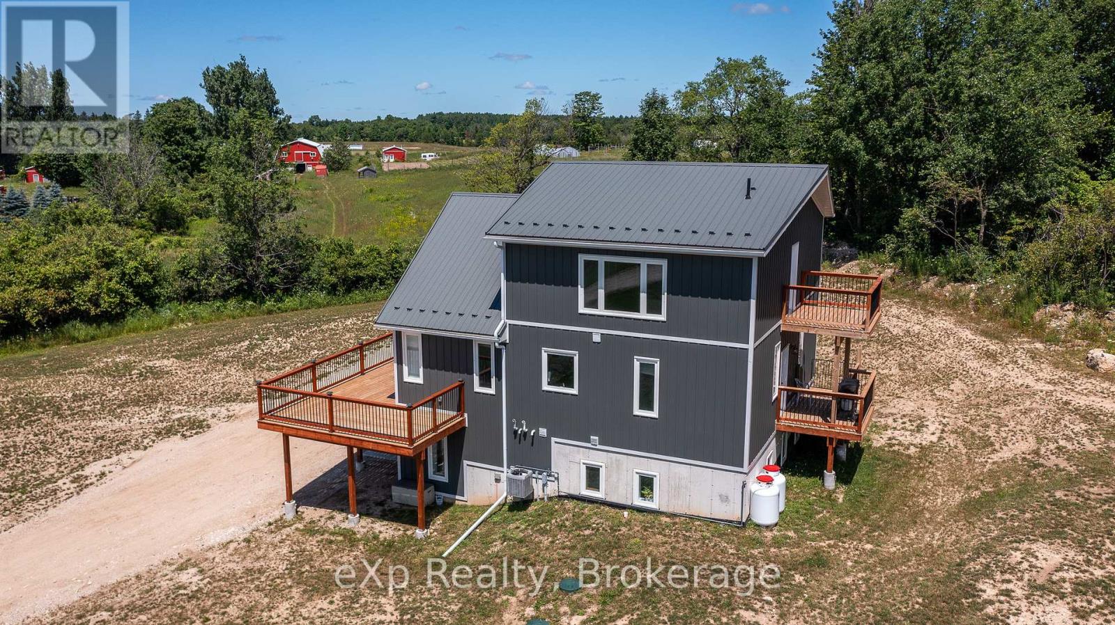 315225 Hwy 6, Chatsworth, Ontario  N0H 2V0 - Photo 5 - X12349935