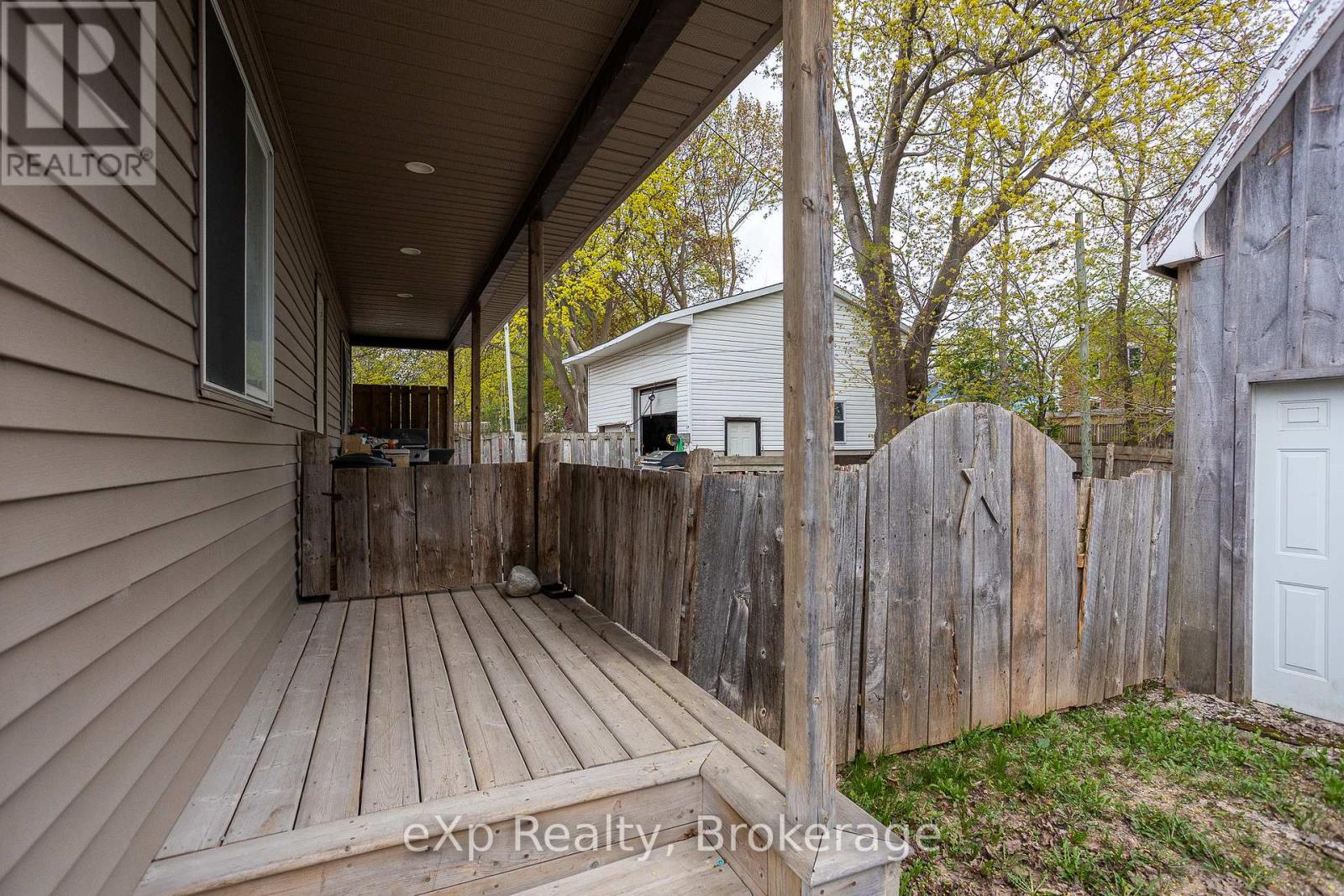 743 10th Street E, Owen Sound, Ontario  N4K 1T2 - Photo 17 - X12349958