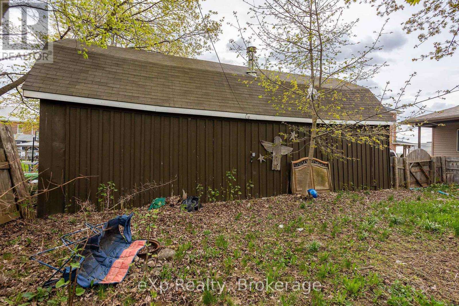 743 10th Street E, Owen Sound, Ontario  N4K 1T2 - Photo 20 - X12349958