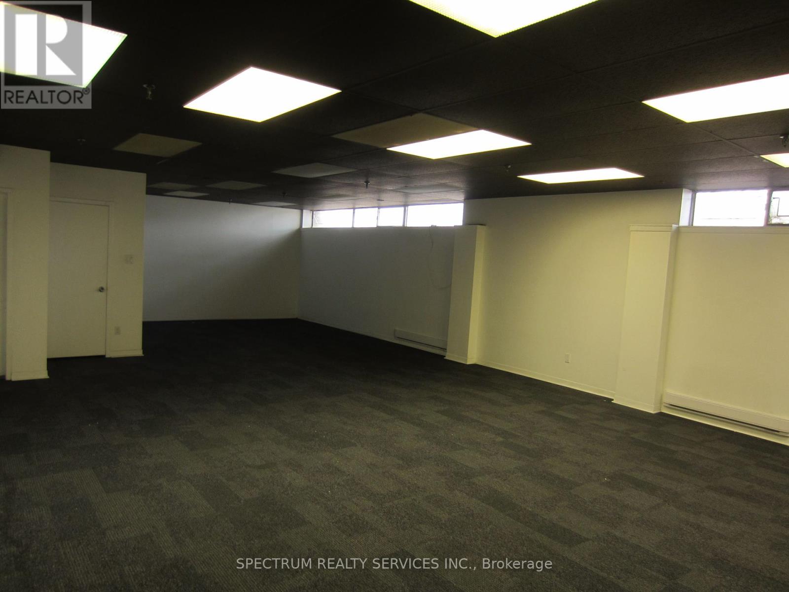 Unit A - 76 Signet Drive, Toronto, Ontario M9L 1T2 - Photo 10 - W12345419