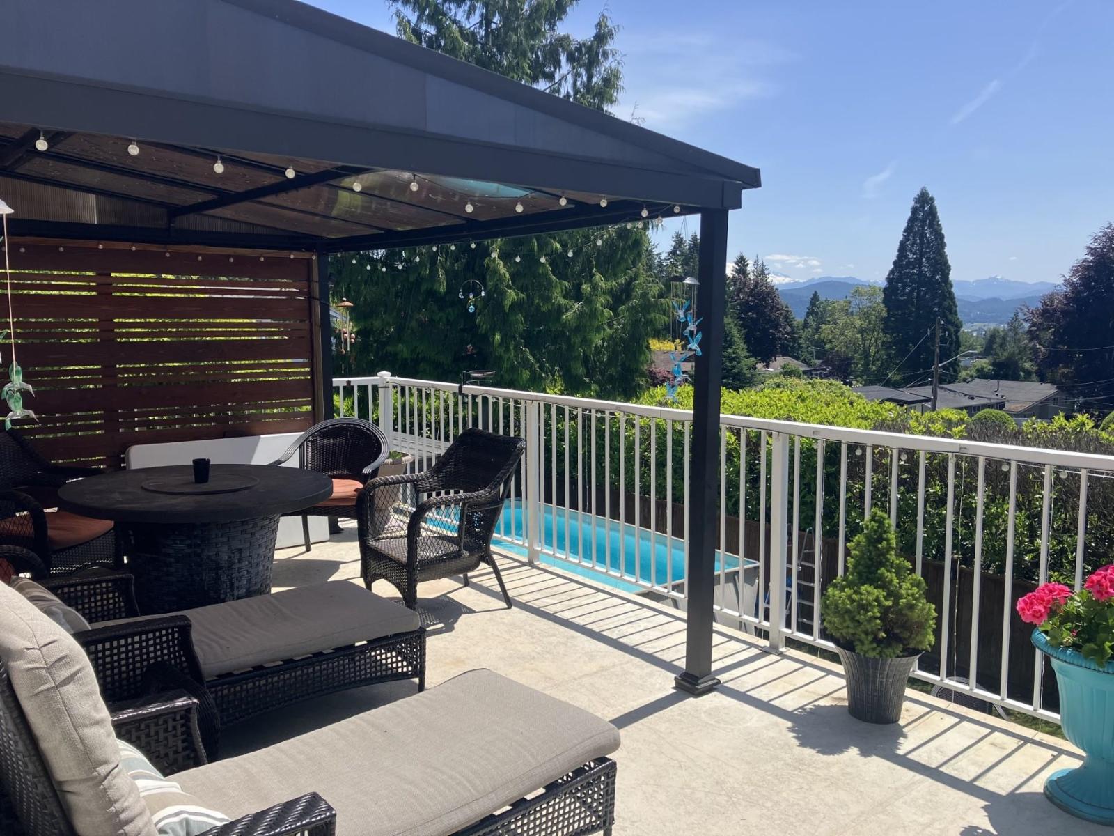 Property at 8119 BROWN CRESCENT image 5