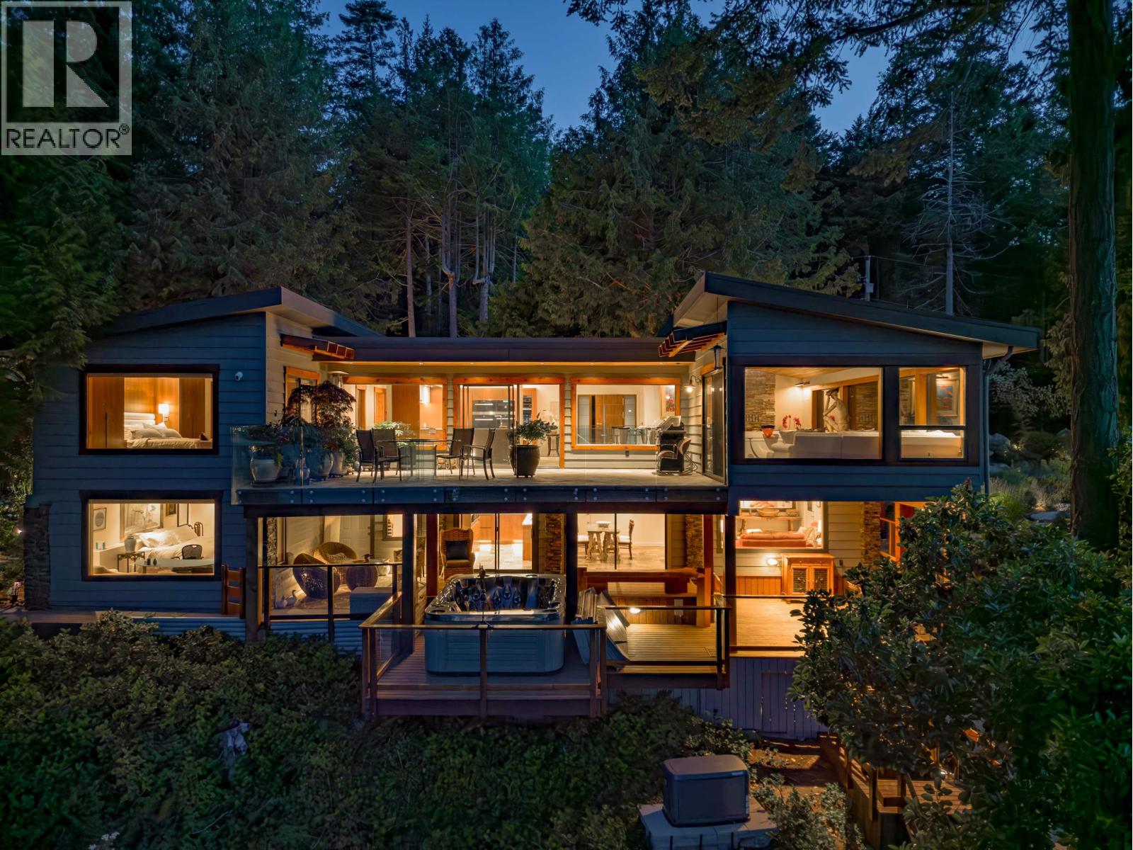 7909 Bedwell Drive, Pender Island, British Columbia  V0N 2M2 - Photo 3 - R2969038