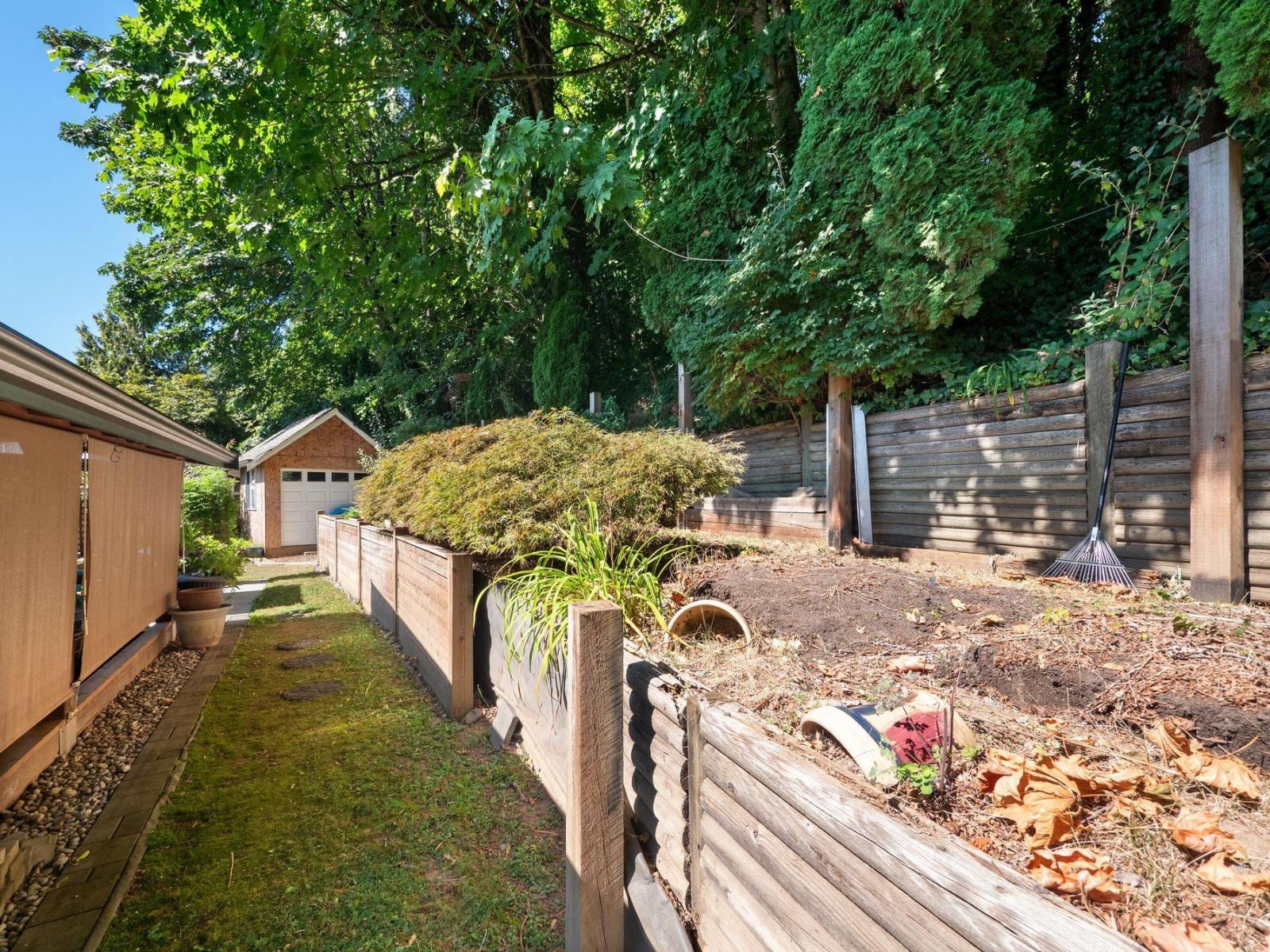 31312 Fibish Place, Abbotsford, British Columbia  V2T 5H2 - Photo 40 - R3037426