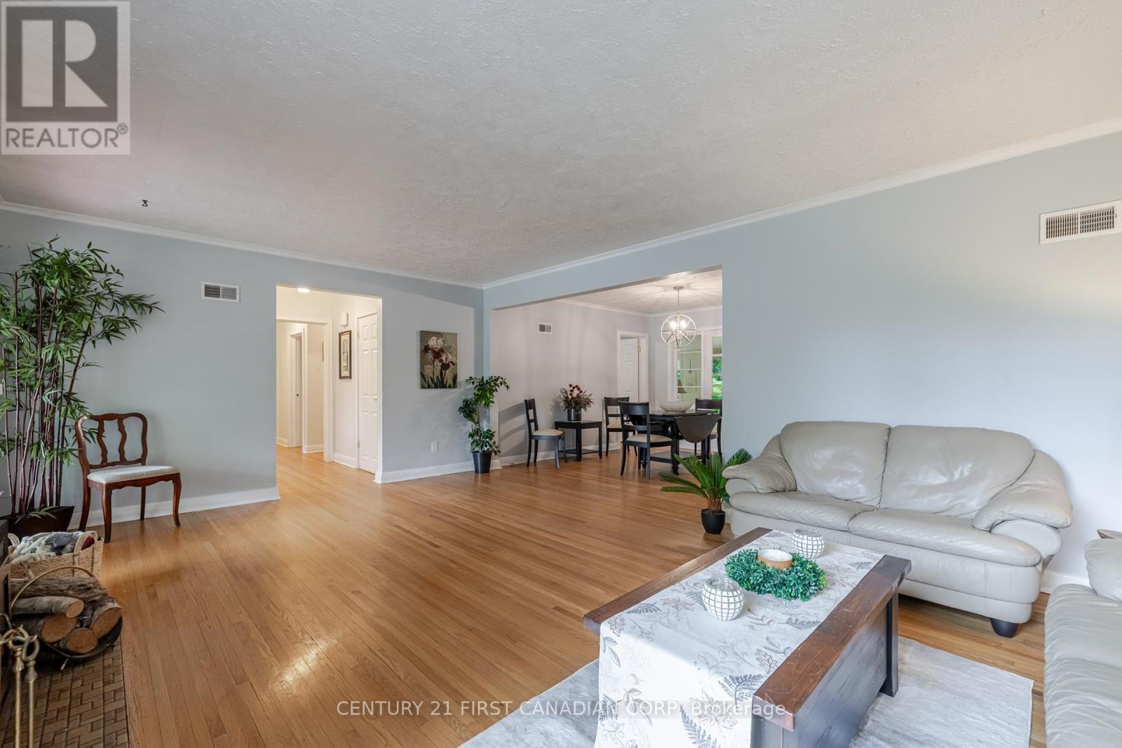 420 Riverside Drive, London North, Ontario  N6H 2R7 - Photo 3 - X12350075