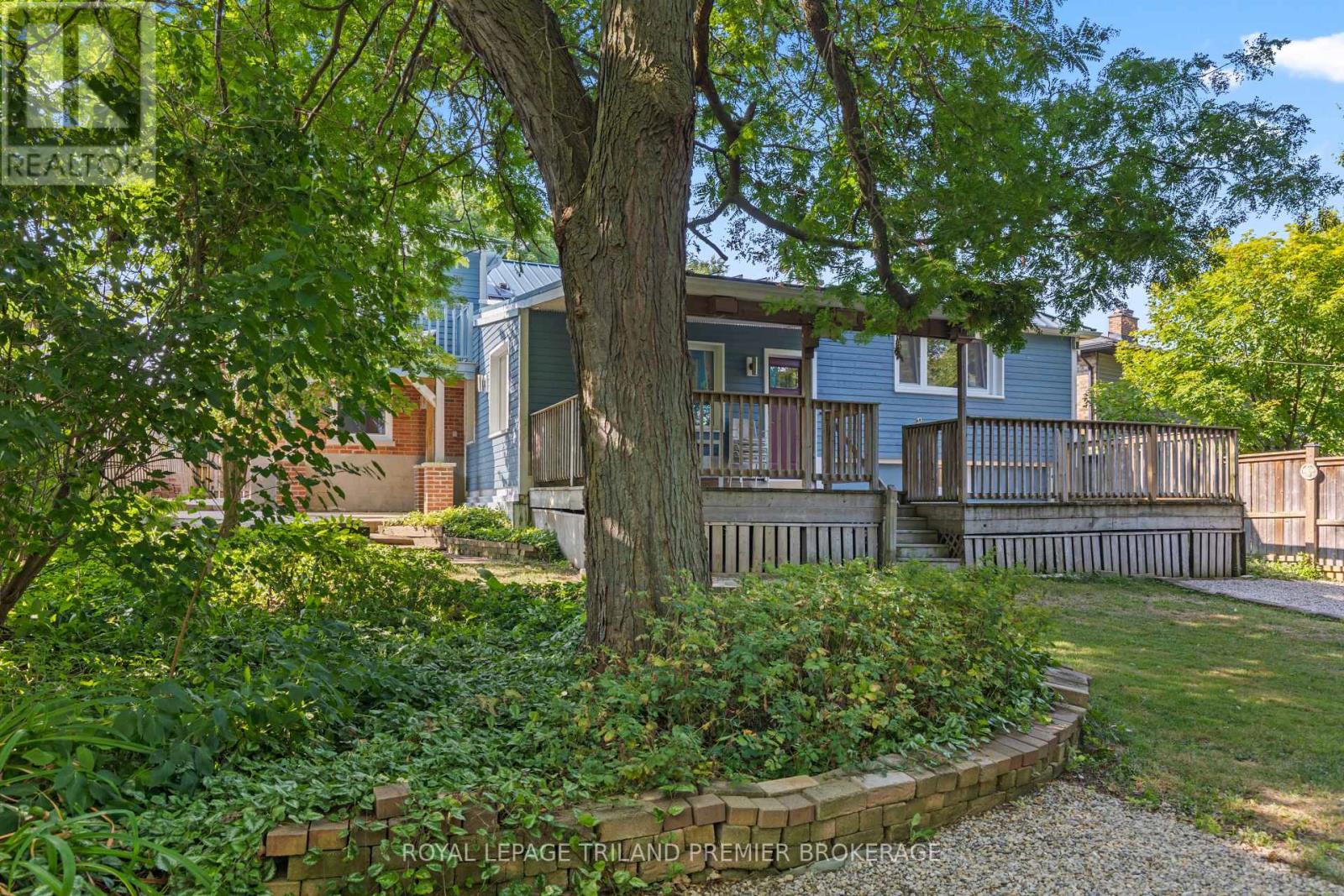 28 Elworthy Avenue, London South, Ontario  N6C 2M2 - Photo 33 - X12350160