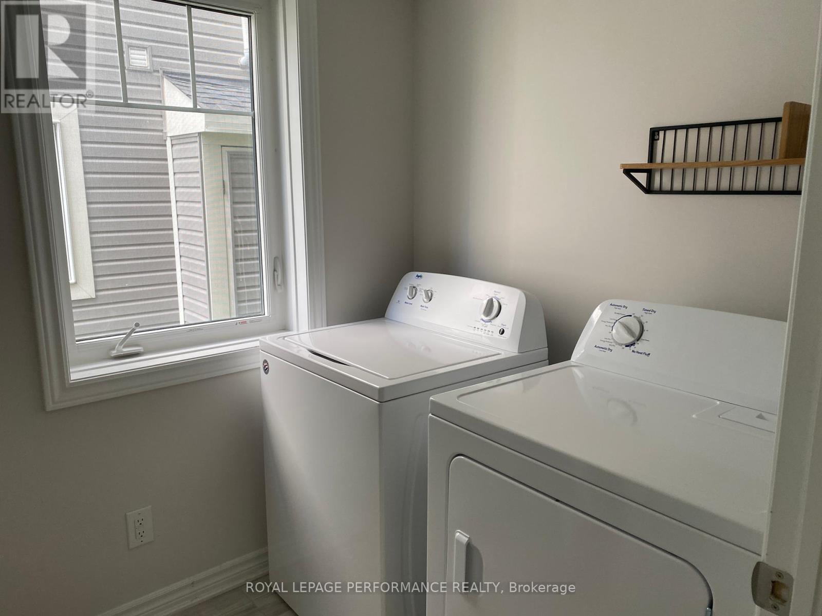 108 Helenium Lane, Ottawa, Ontario  K4A 3T9 - Photo 5 - X12350077