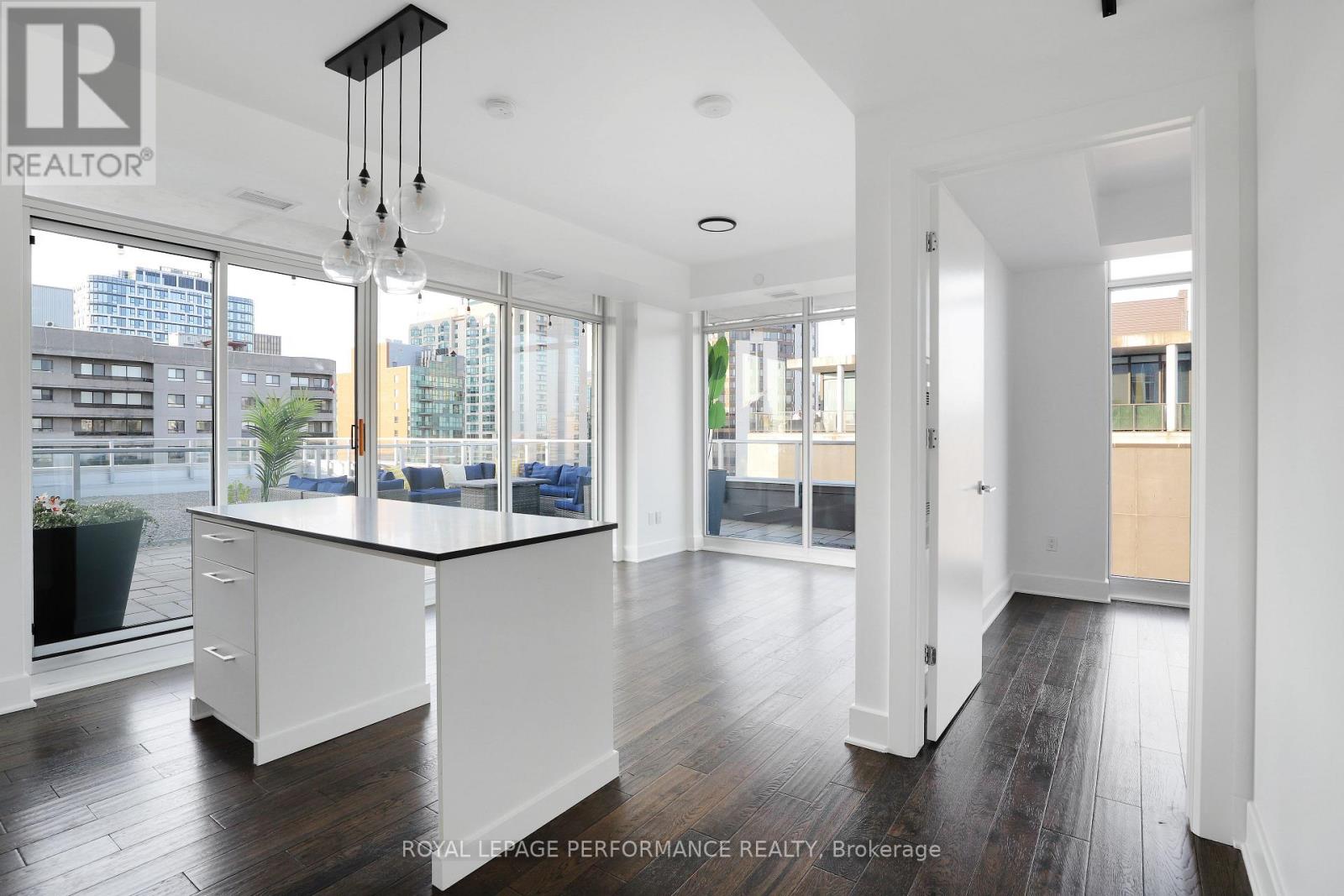 1603 - 255 Bay Street, Ottawa, Ontario  K1R 0C5 - Photo 5 - X12350090