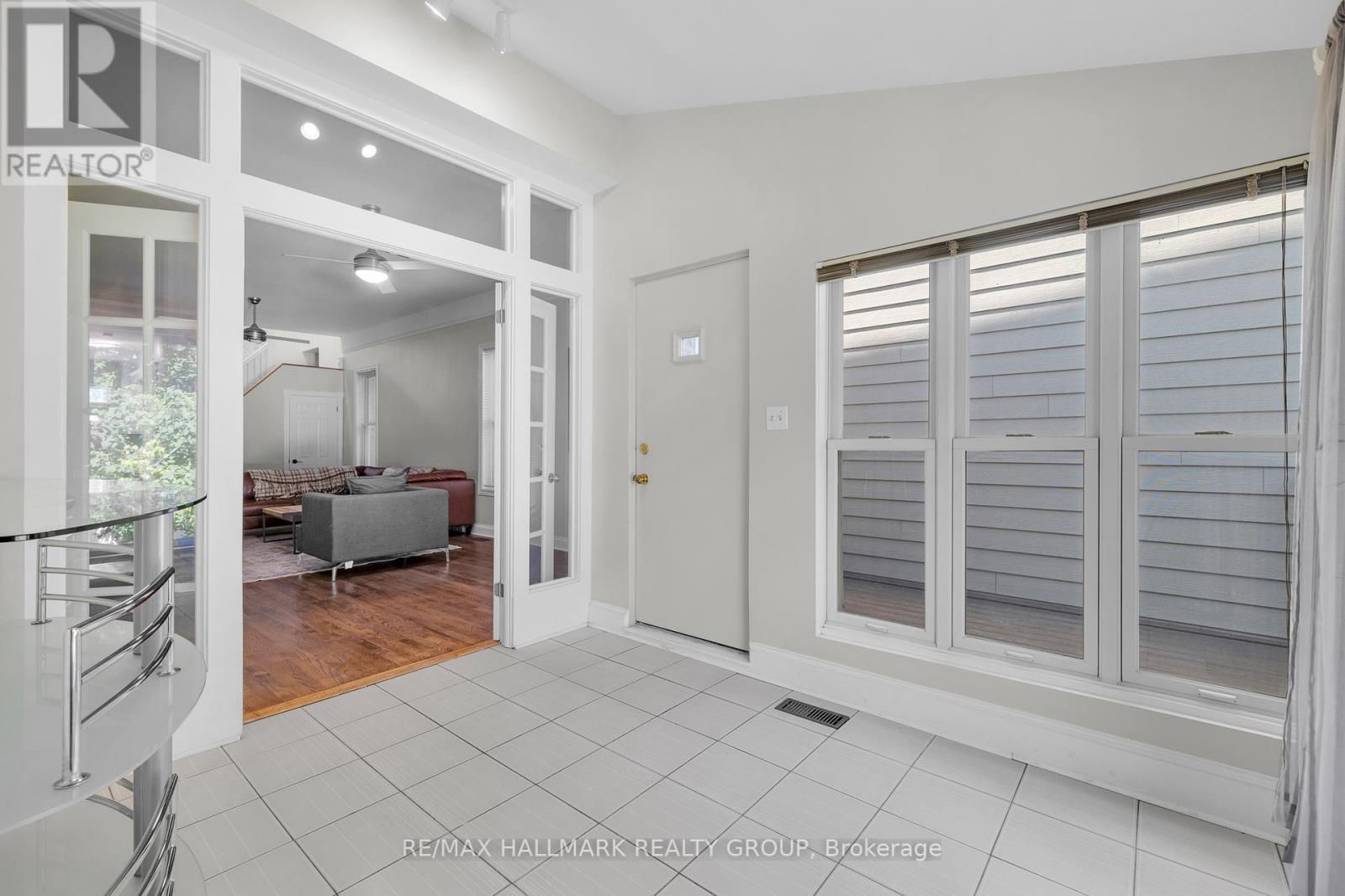121 & 123 York Street, Ottawa, Ontario  K1N 5T4 - Photo 13 - X12350140