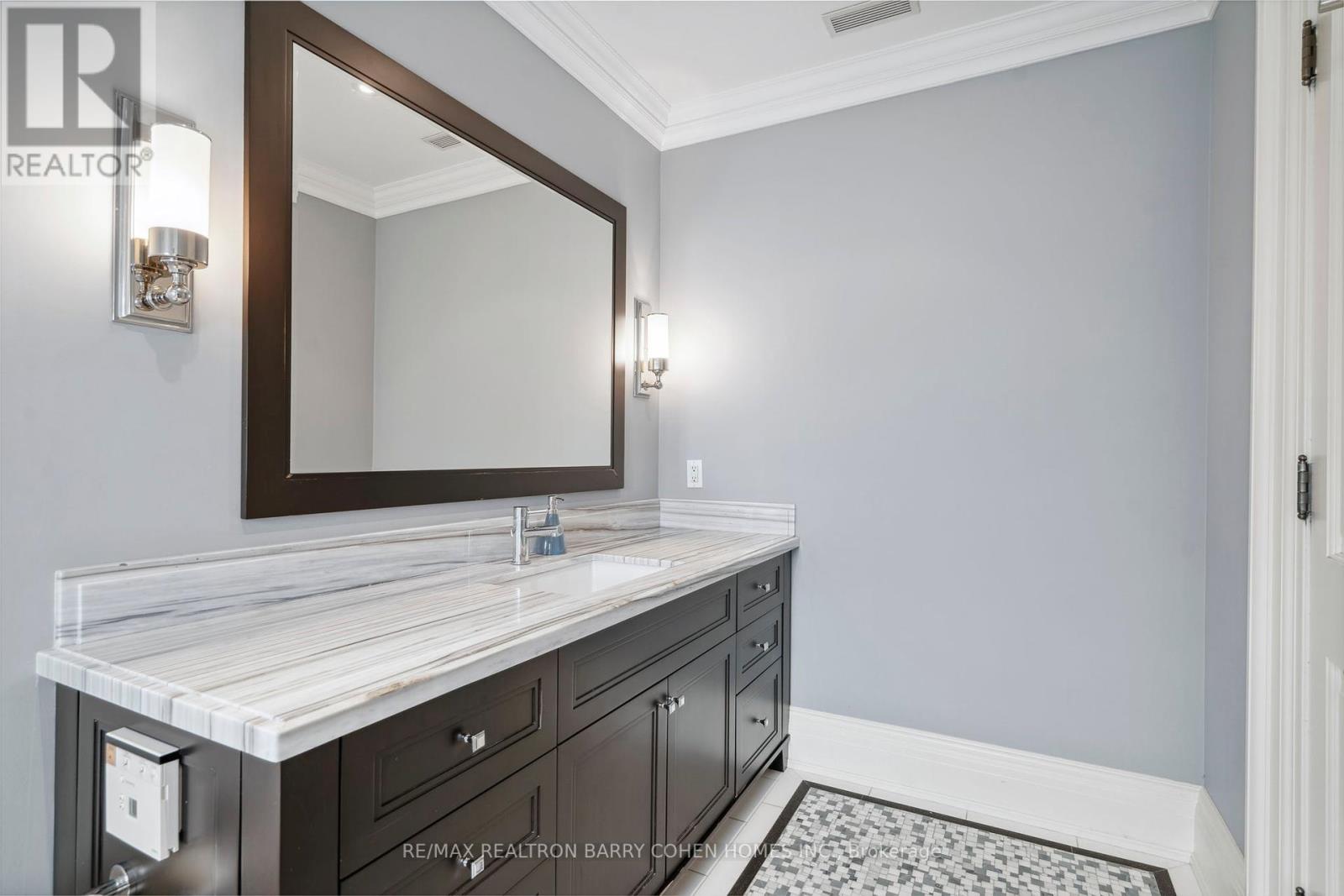55 Thornbank Road, Vaughan, Ontario  L4J 2A1 - Photo 36 - N12349973