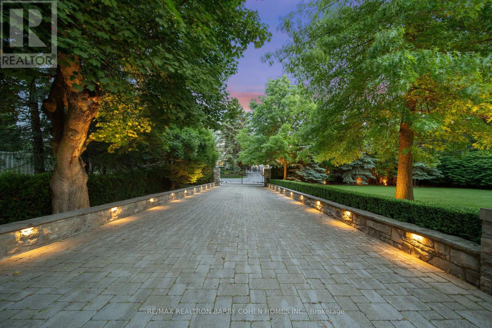 55 Thornbank Road, Vaughan, Ontario  L4J 2A1 - Photo 48 - N12349973