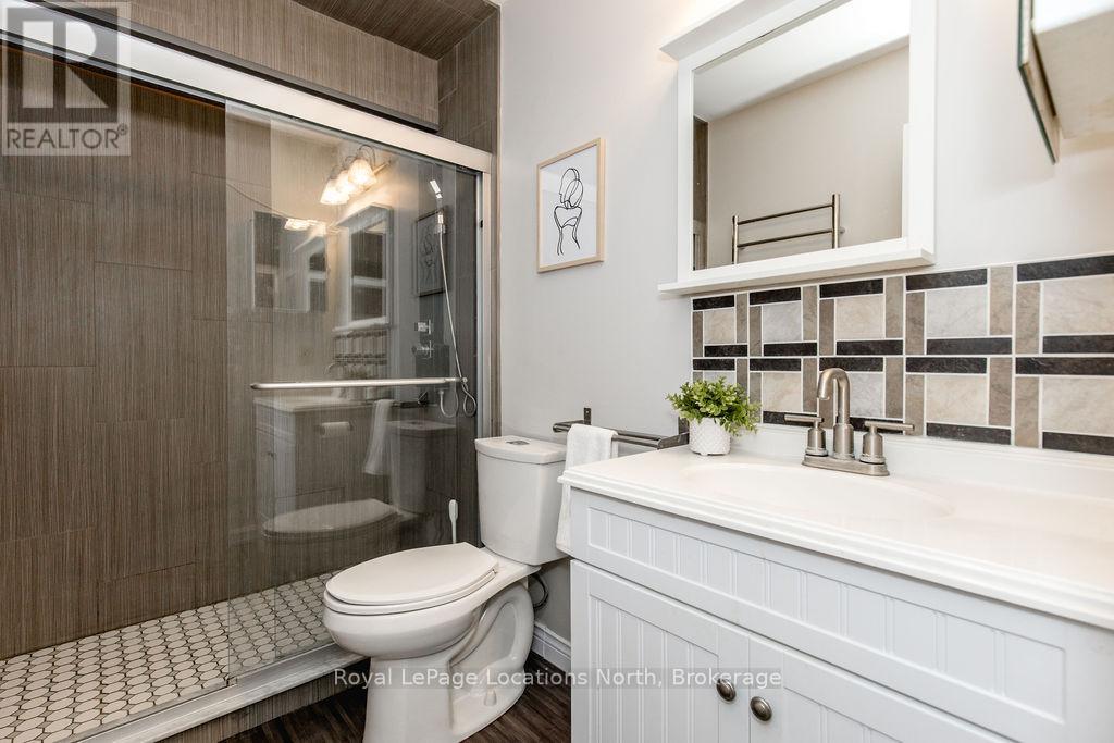 41 - 11 Laguna Parkway, Ramara, Ontario  L0K 1B0 - Photo 5 - S12350072
