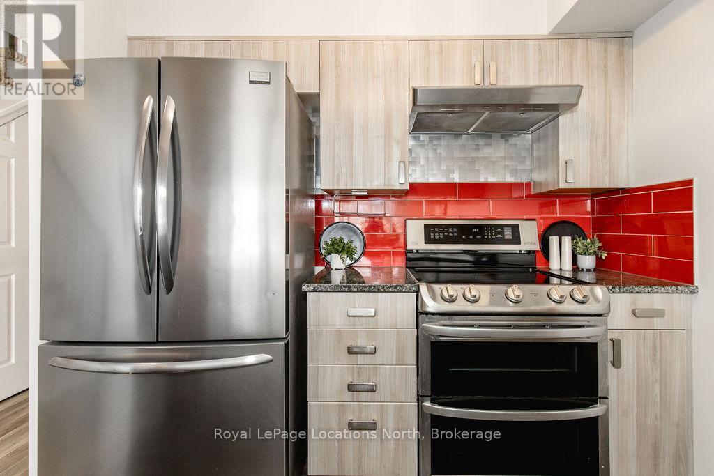 41 - 11 Laguna Parkway, Ramara, Ontario  L0K 1B0 - Photo 8 - S12350072