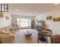 1755 HURL Street, creston, British Columbia