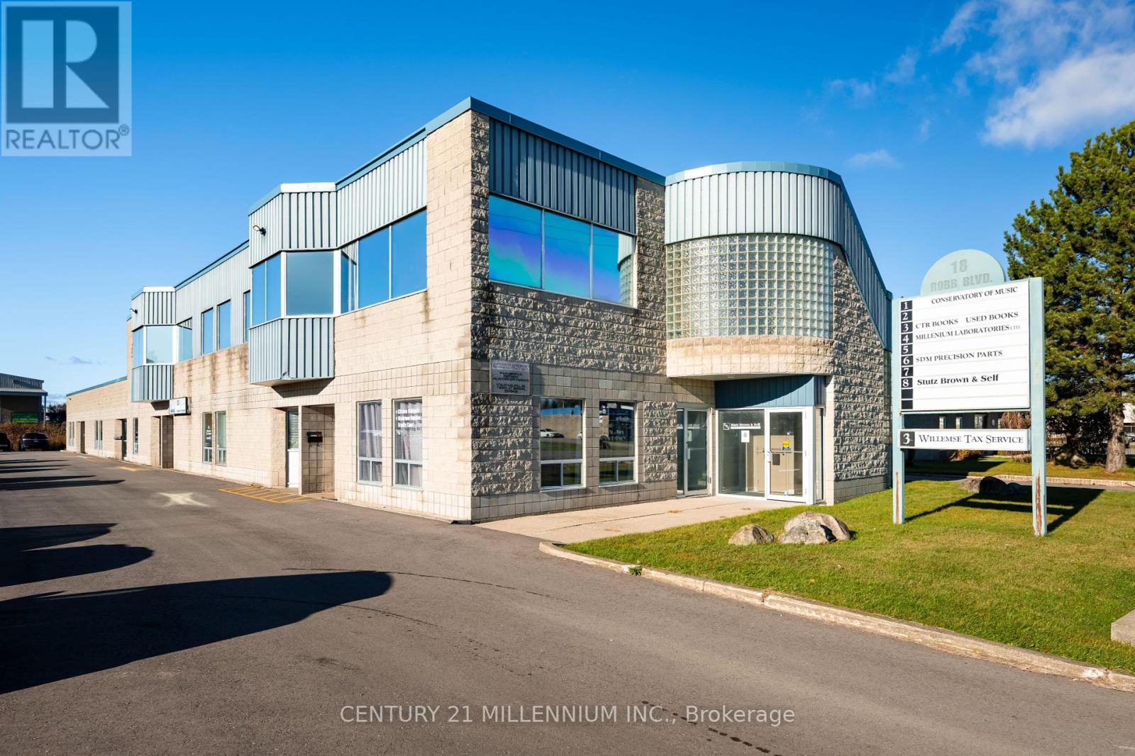 1 - 18 ROBB BOULEVARD, Orangeville, Ontario