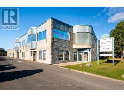 1 - 18 ROBB BOULEVARD, Orangeville, Ontario