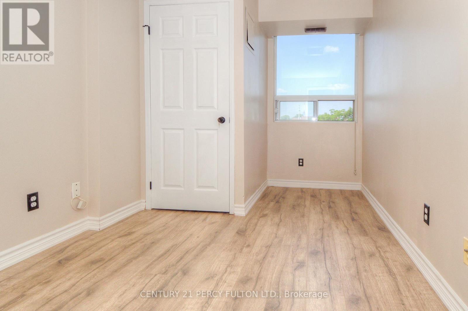 307 - 32 Tannery Street, Mississauga, Ontario  L5M 6T6 - Photo 19 - W12349964