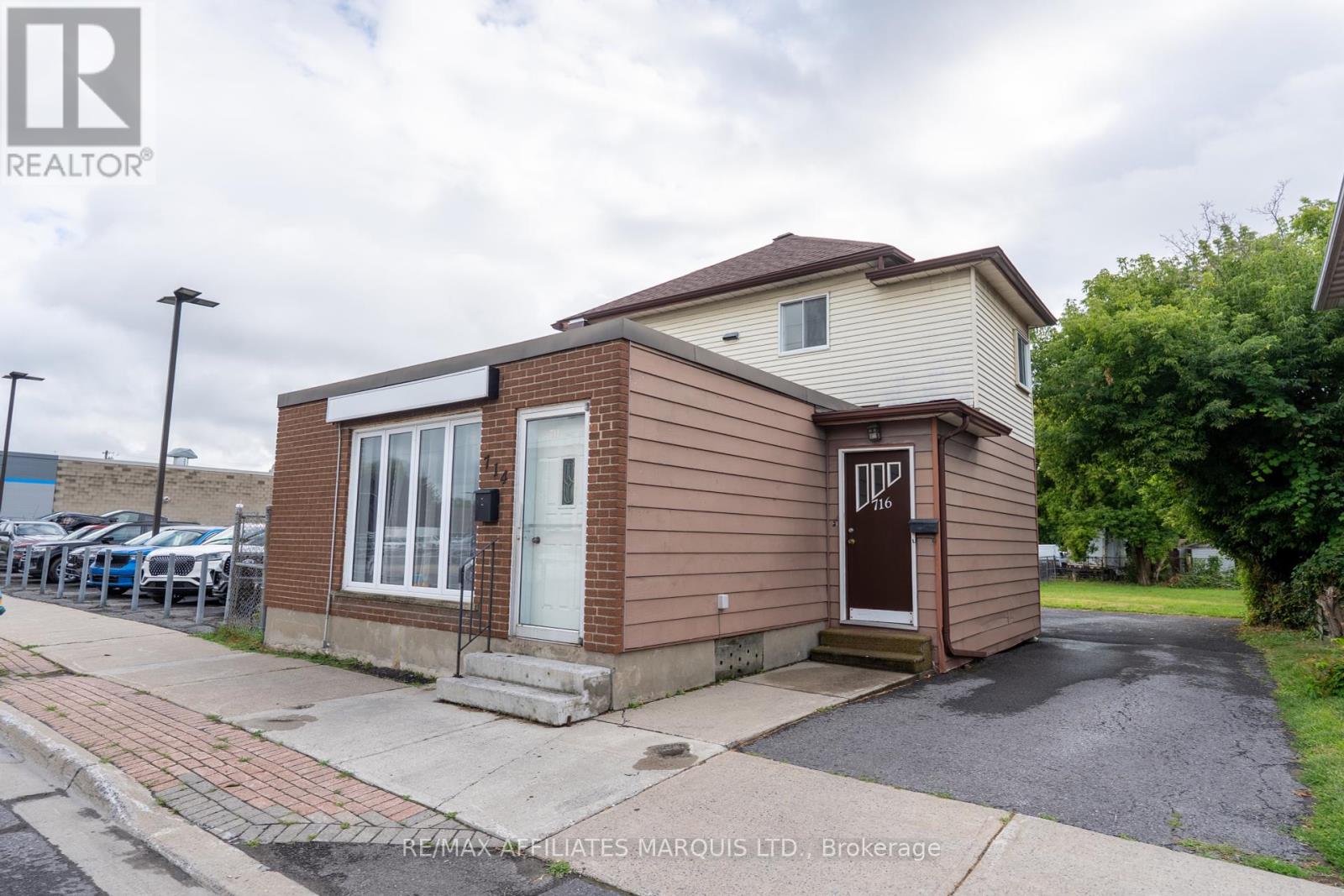 714-716 PITT STREET, Cornwall, Ontario