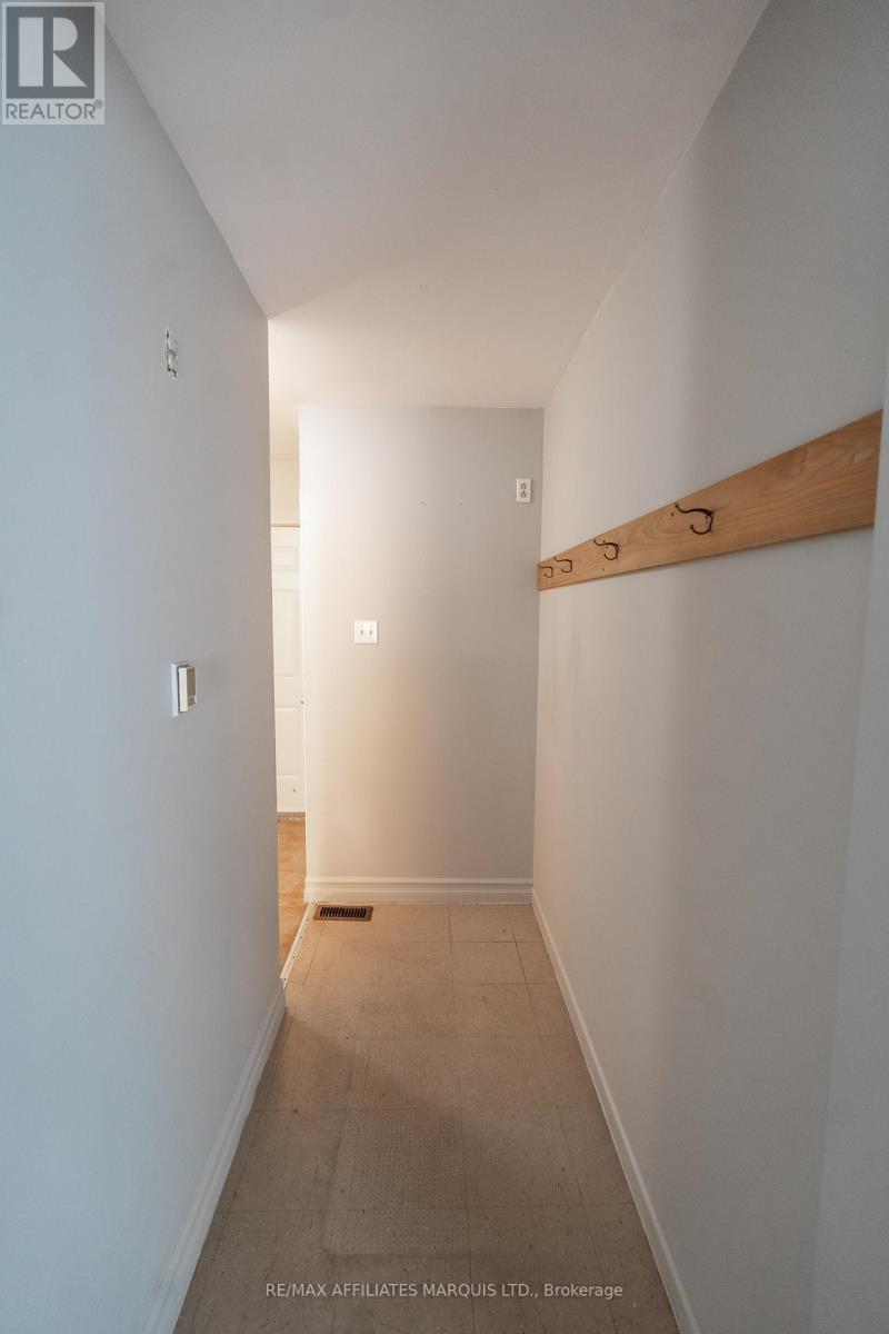 714-716 Pitt Street, Cornwall, Ontario  K6J 3R9 - Photo 17 - X12350093