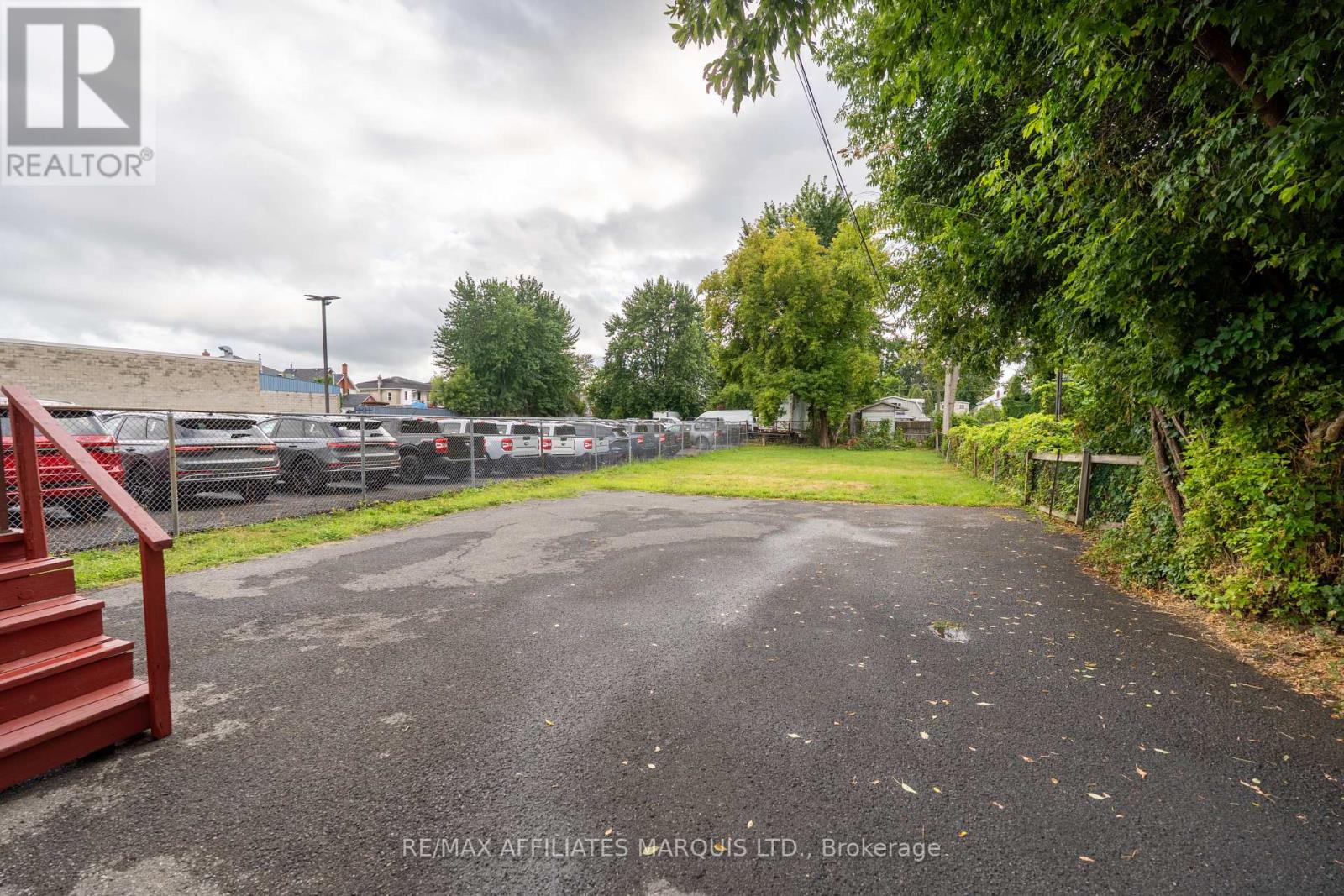 714-716 Pitt Street, Cornwall, Ontario  K6J 3R9 - Photo 3 - X12350093