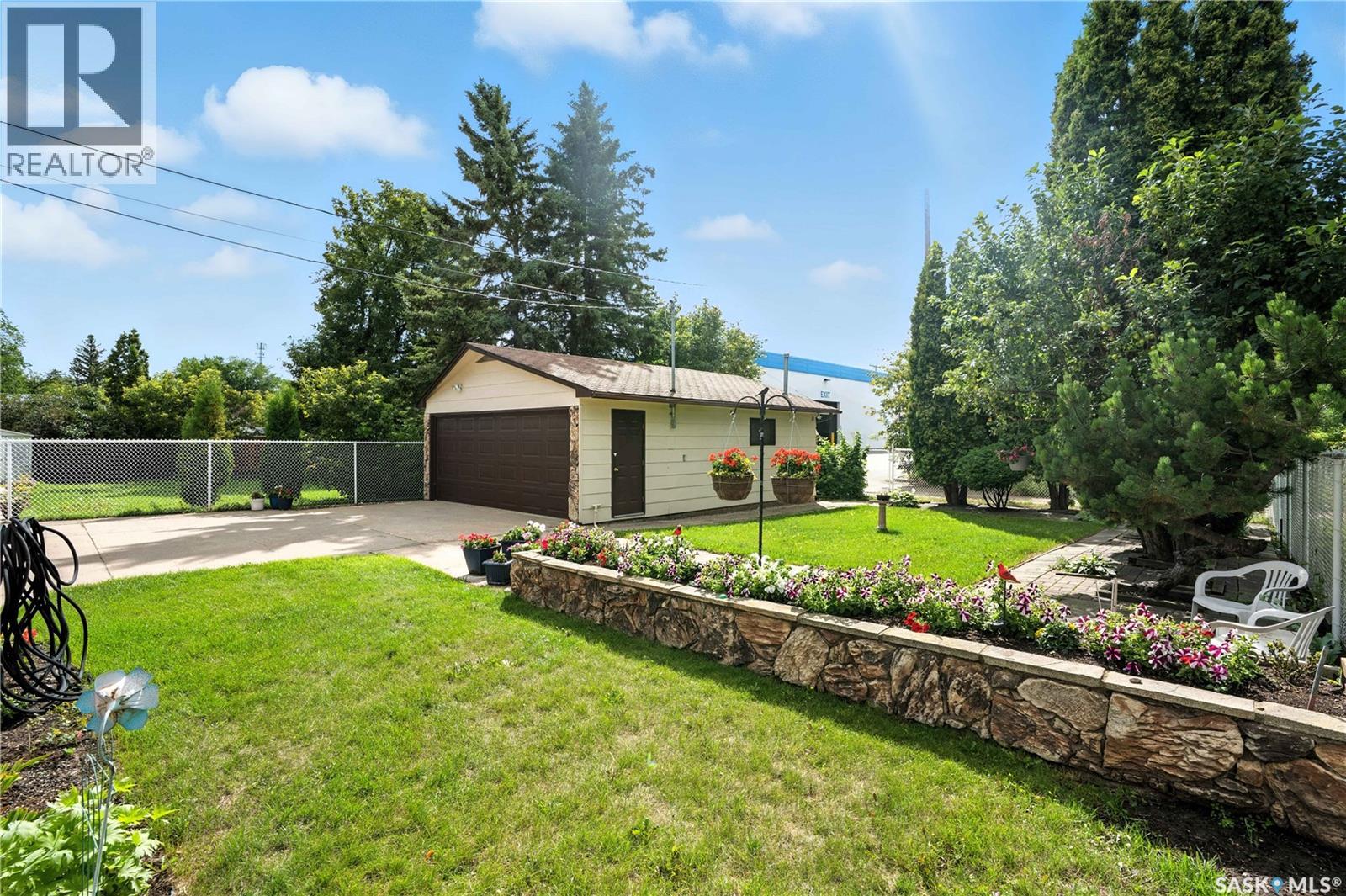 243 25th Street W, Prince Albert, Saskatchewan  S6V 4P4 - Photo 22 - SK015889