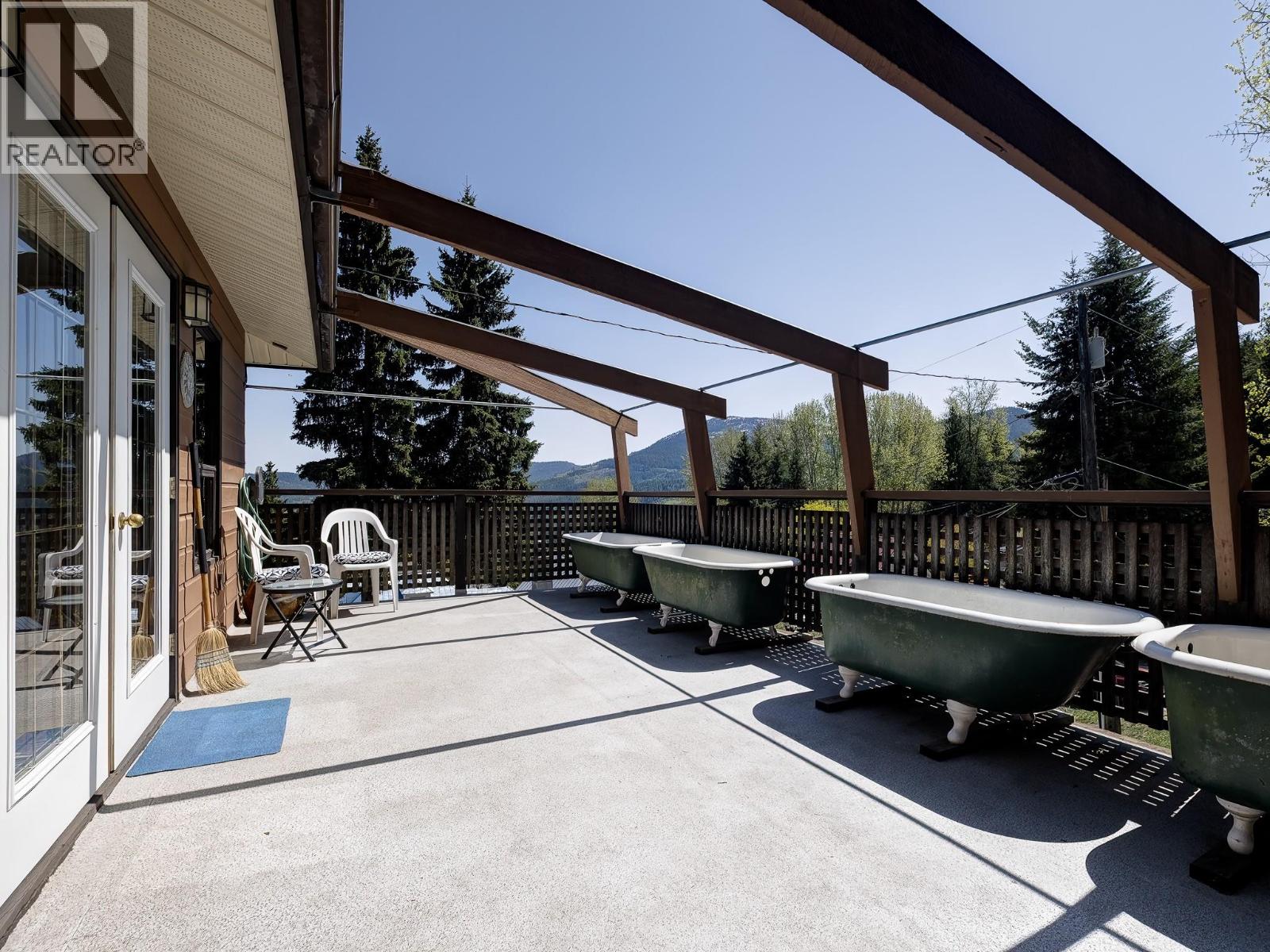 Property at 1750 Phoenix Avenue image 1